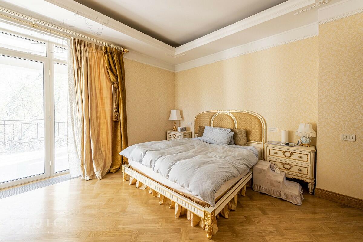 2-этажный коттедж 620 м² с отделкой