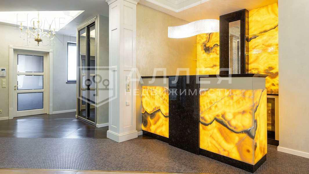 2-этажный таунхаус 300 м² с отделкой