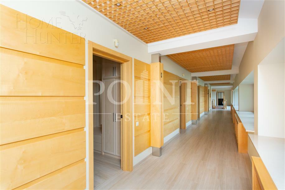 2-этажный коттедж 1 450 м² с отделкой