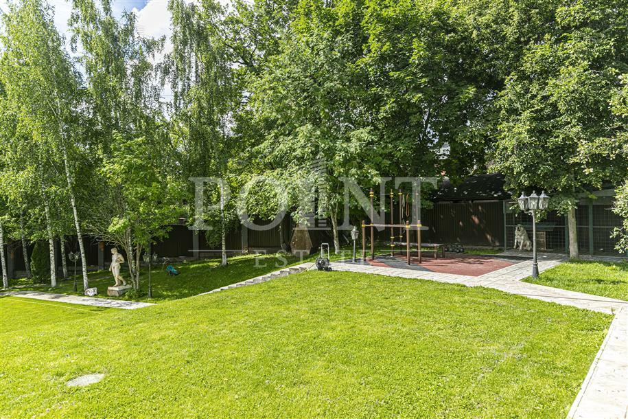 2-этажный коттедж 320 м² с отделкой