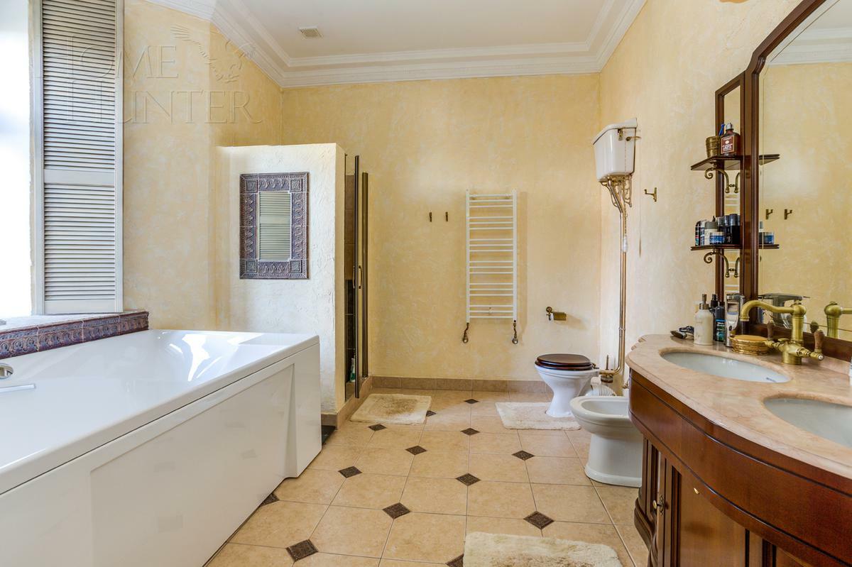 2-этажный коттедж 550 м² с отделкой