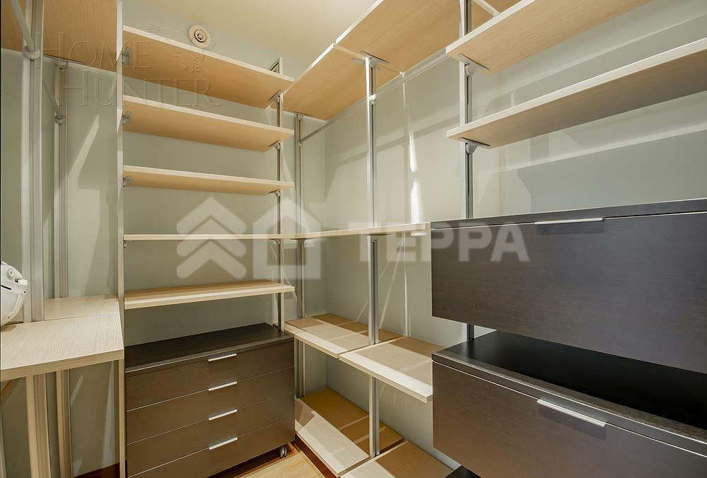 3-этажный таунхаус 350 м² с отделкой