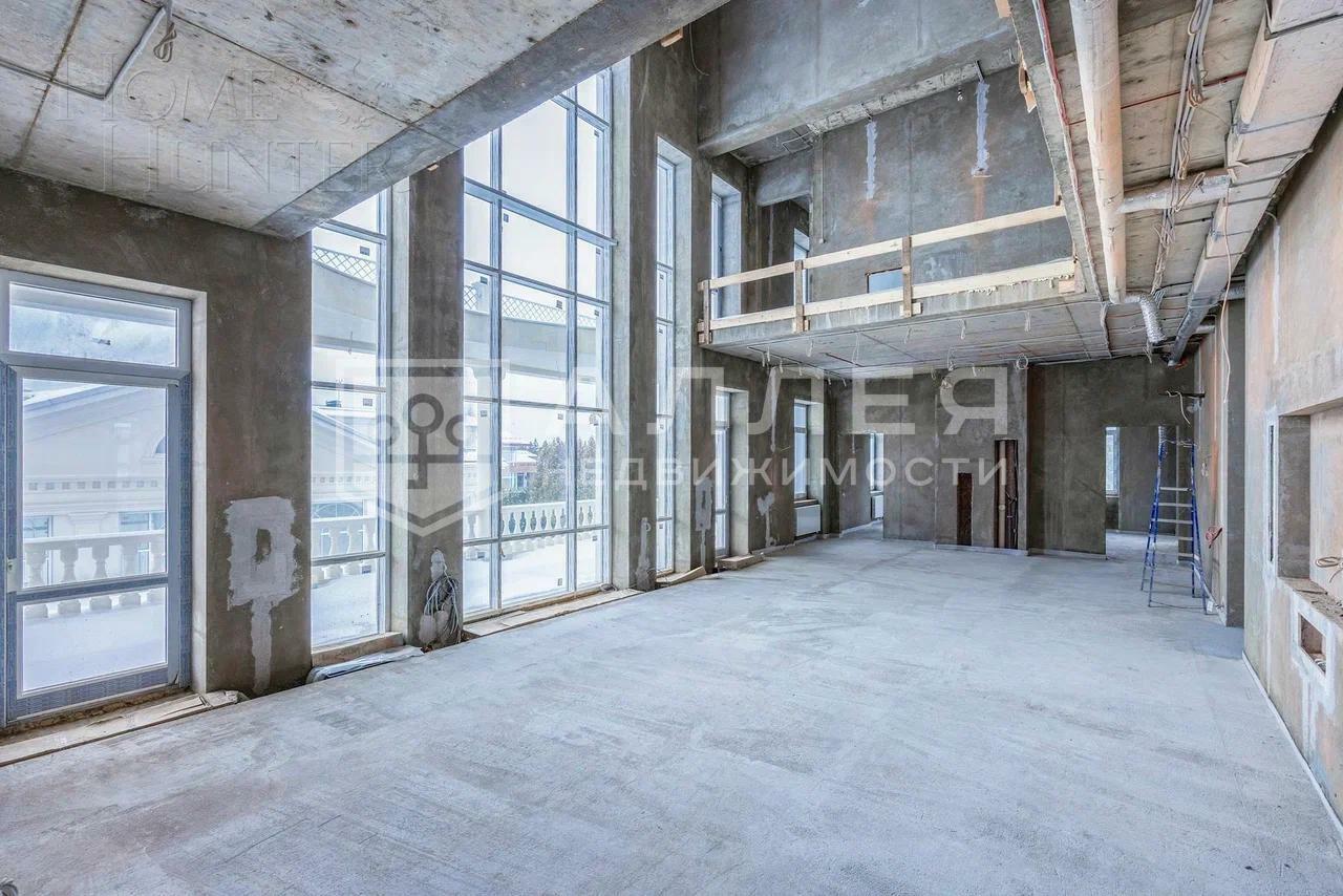 3-этажный коттедж 1 532 м² без отделки