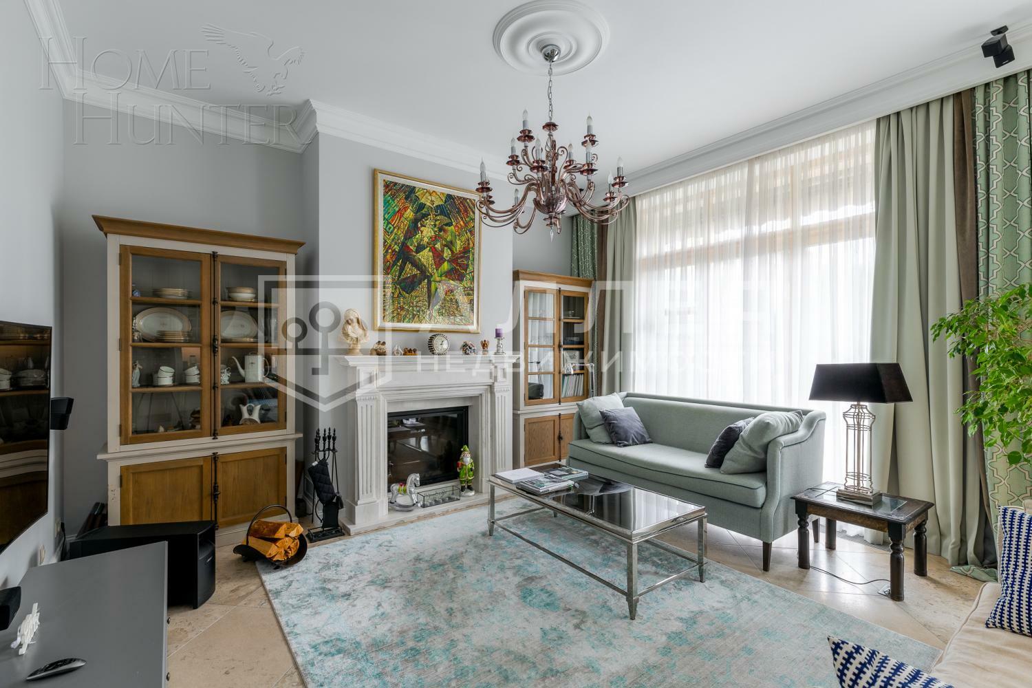 3-этажный таунхаус 300 м² с отделкой