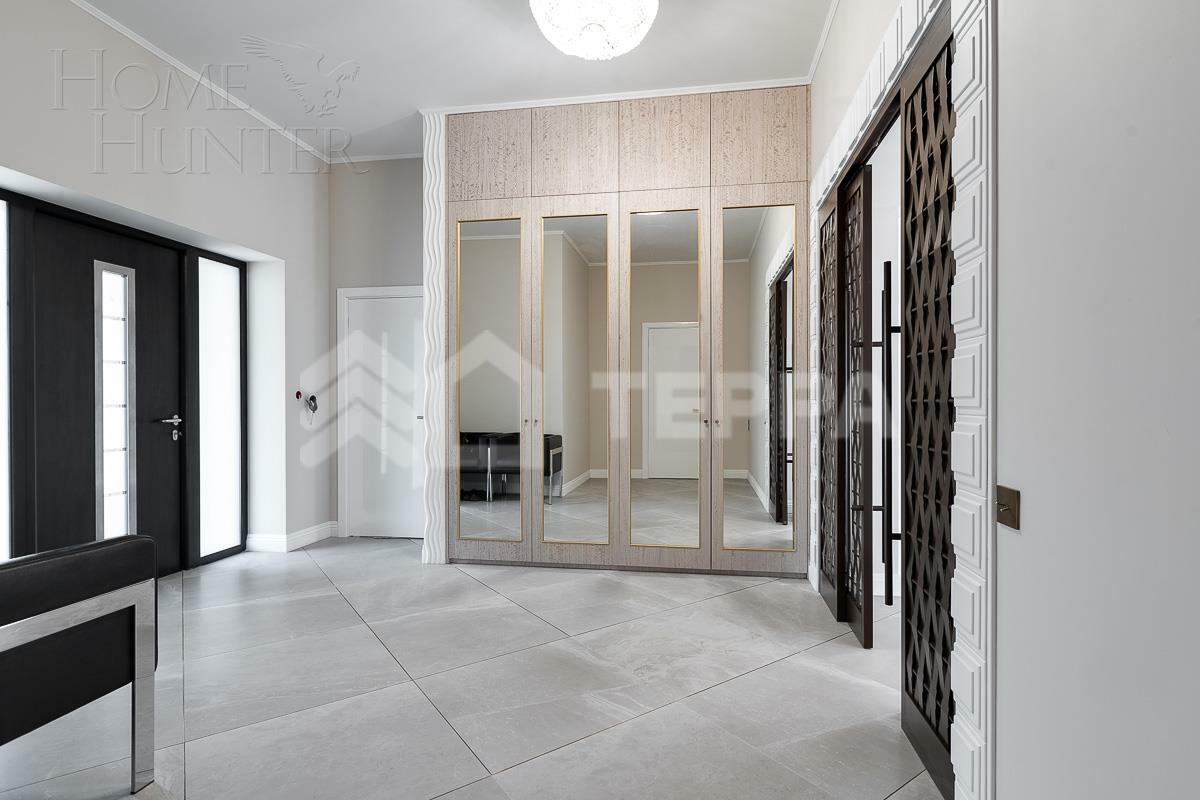 3-этажный таунхаус 365 м² с отделкой