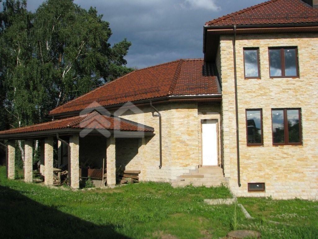 2-этажный коттедж 635.2 м² без отделки