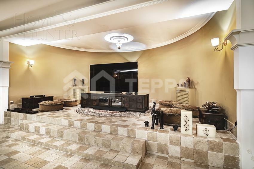 2-этажный коттедж 850 м² с отделкой