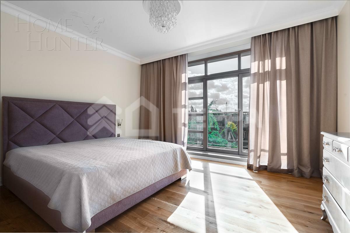 3-этажный таунхаус 365 м² с отделкой