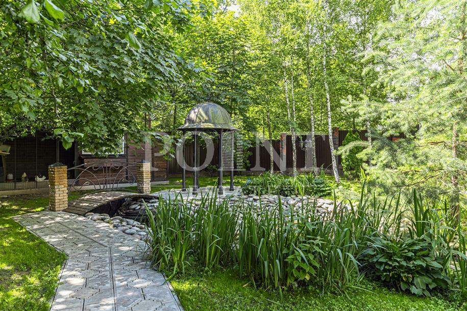 2-этажный коттедж 320 м² с отделкой