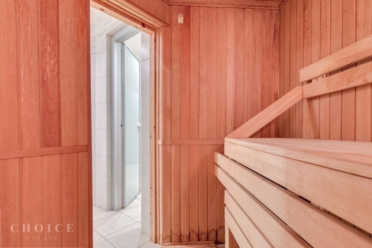 2-этажный коттедж 650 м² с отделкой