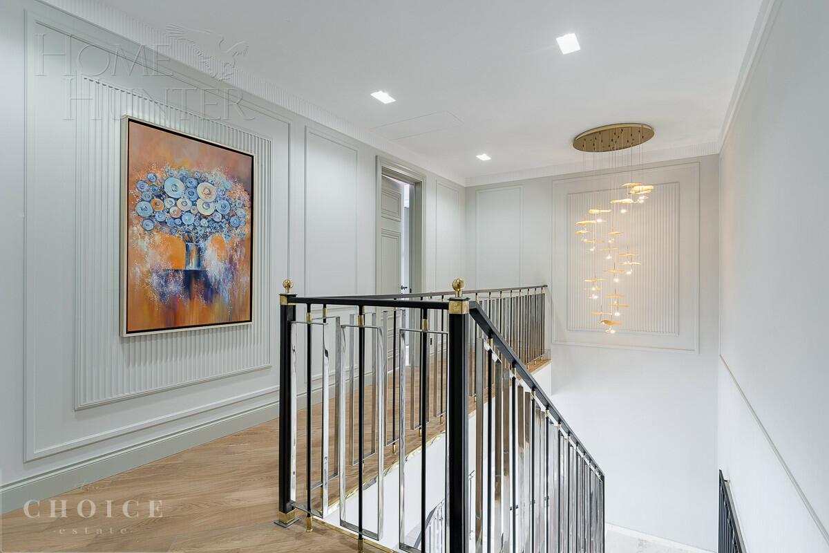 2-этажный коттедж 610 м² с отделкой