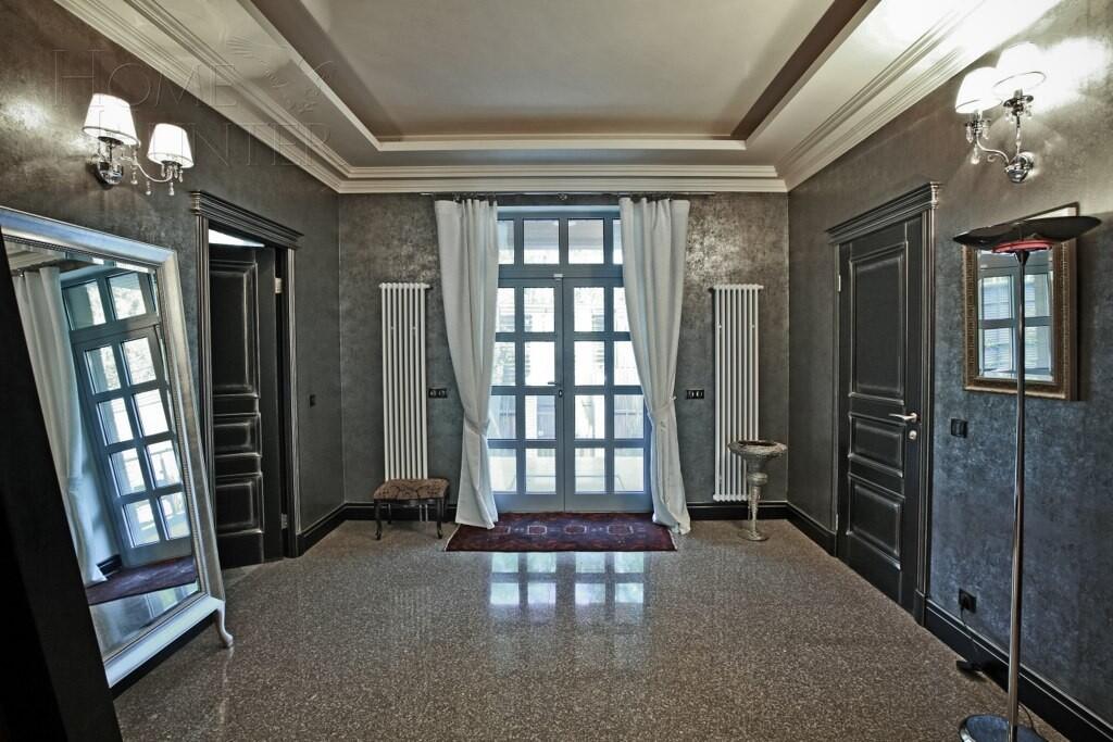 2-этажный коттедж 640 м² с отделкой