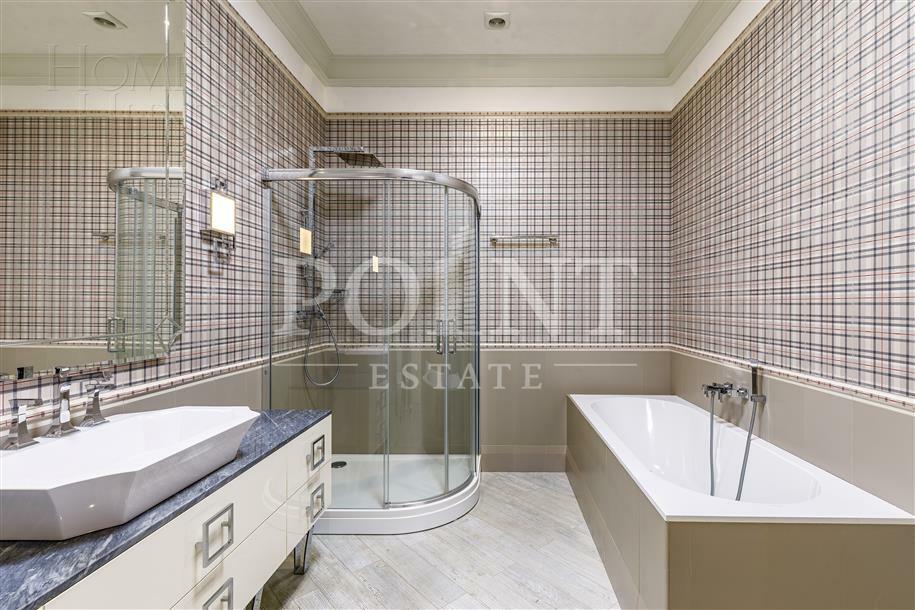 2-этажный коттедж 900 м² с отделкой