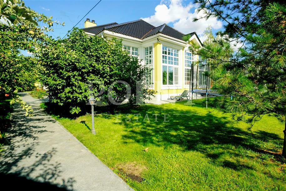 2-этажный коттедж 800 м² с отделкой