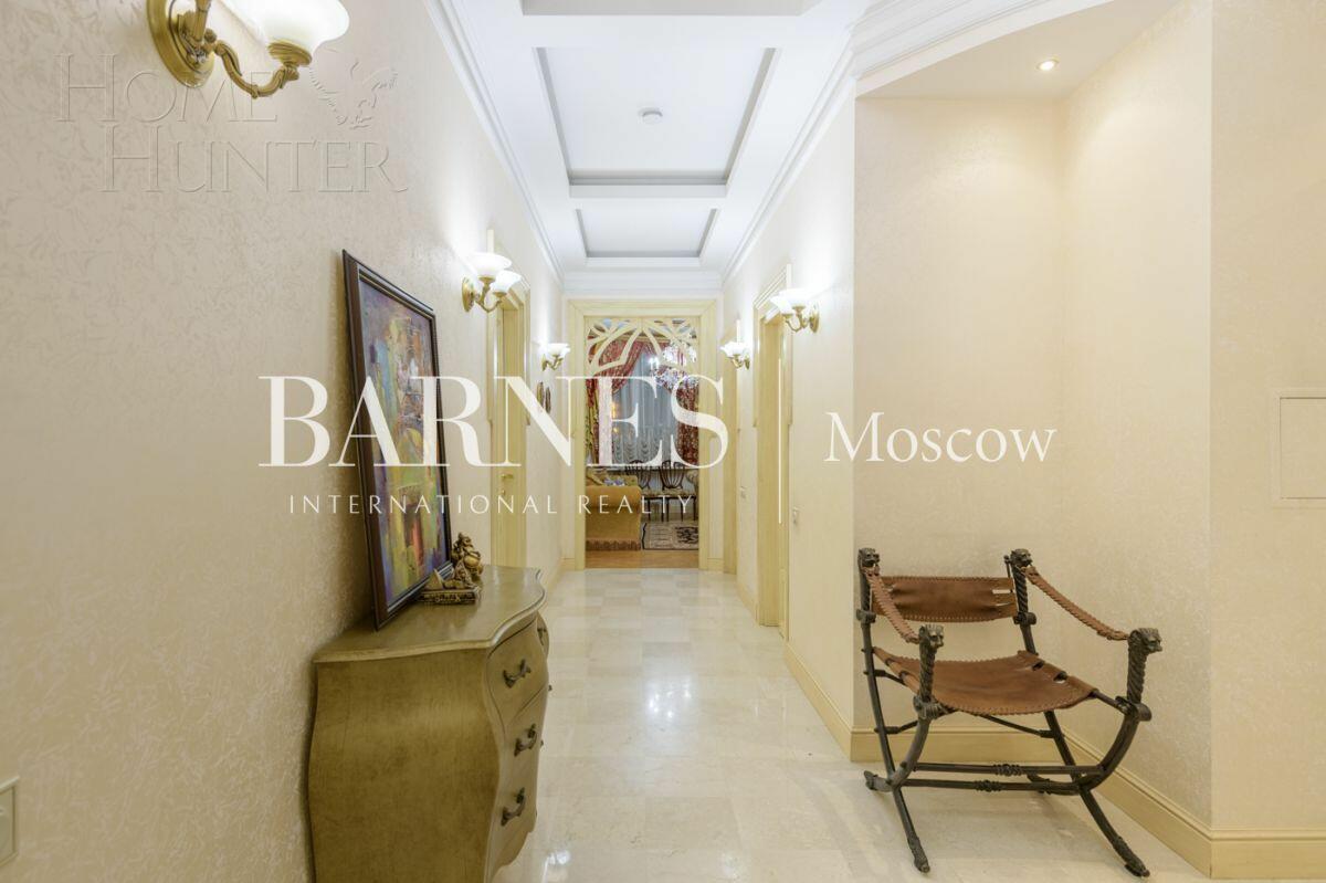 2-УРОВНЕВАЯ КВАРТИРА С ОТДЕЛКОЙ 420 М² НА 1 ЭТАЖЕ