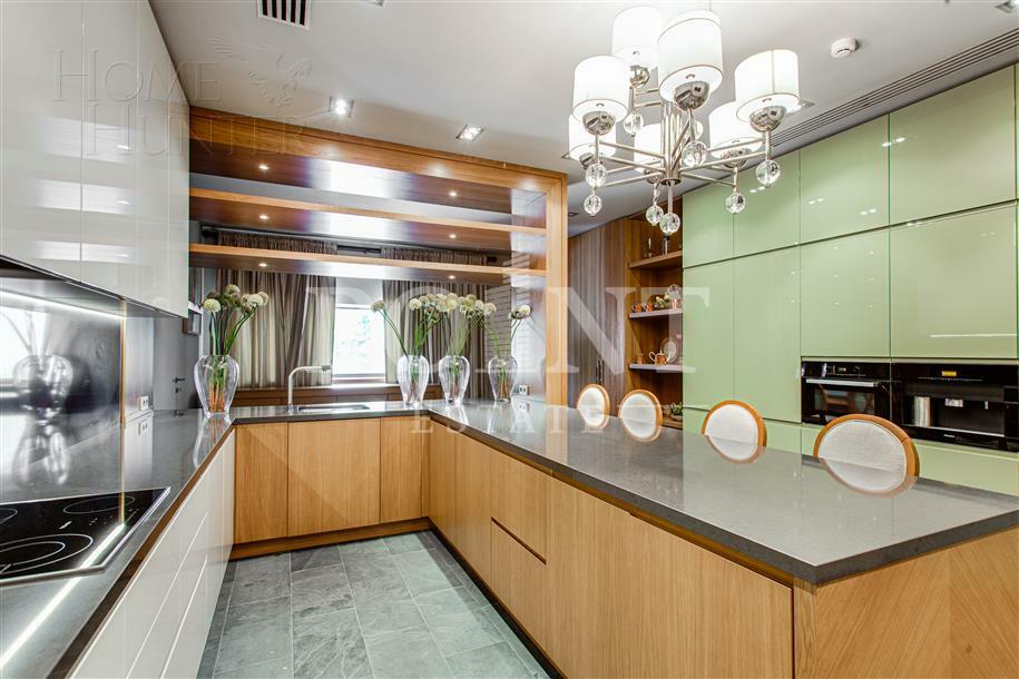 2-этажный коттедж 1 508 м² с отделкой