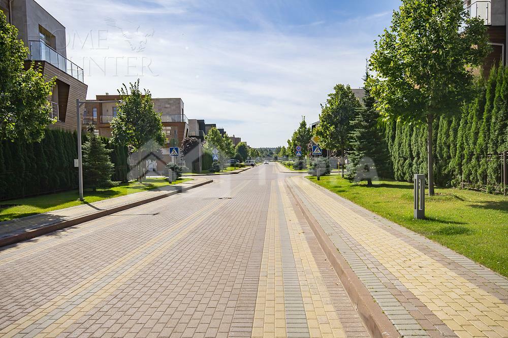 3-этажный таунхаус 360 м² с отделкой