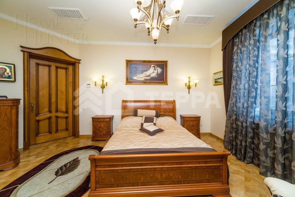 2-этажный коттедж 1 400 м² с отделкой