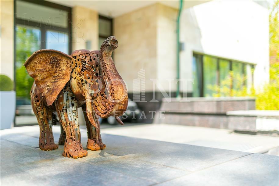 2-этажный коттедж 744.9 м² с отделкой