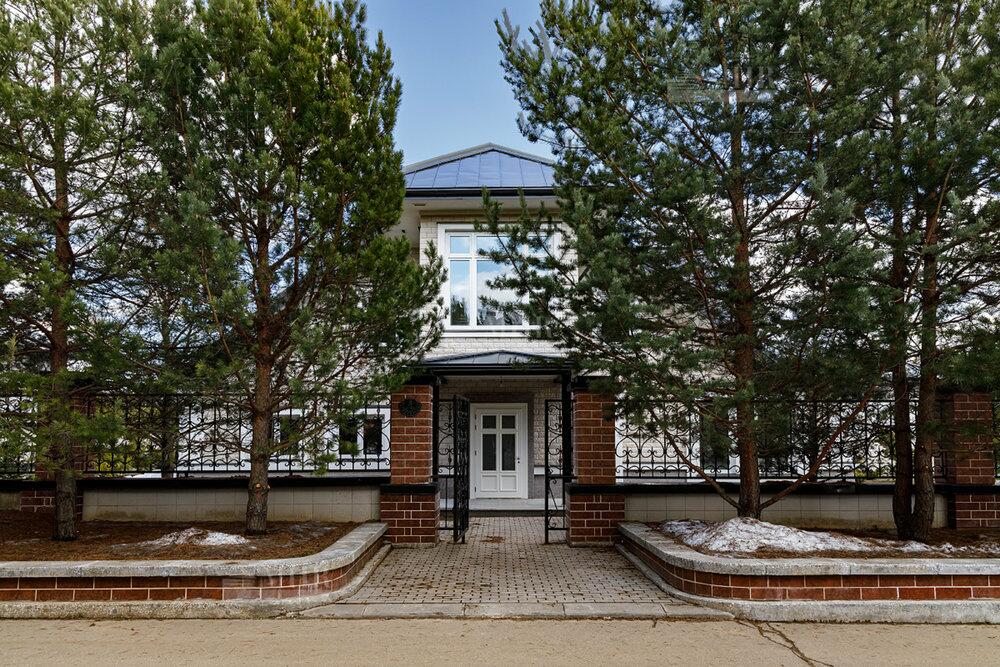 2-этажный коттедж 796 м² с отделкой