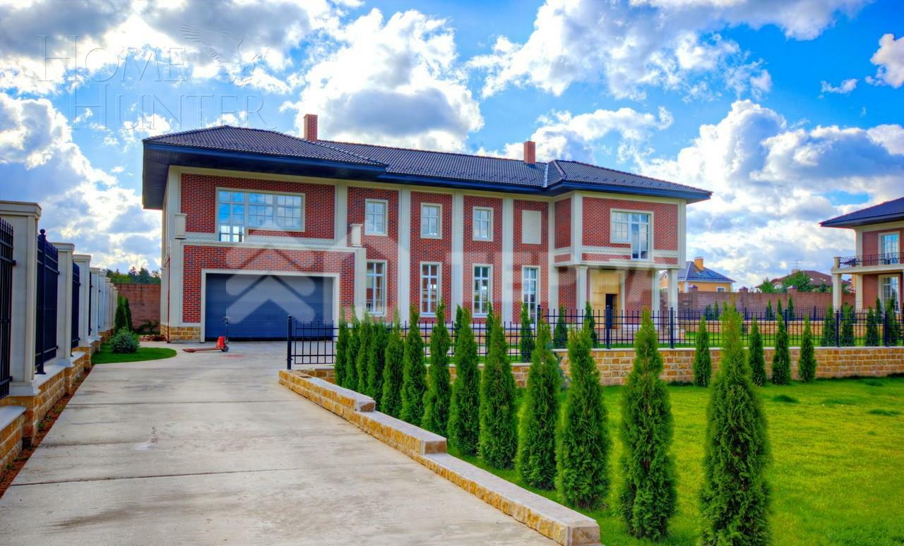 2-этажный коттедж 542.2 м² без отделки