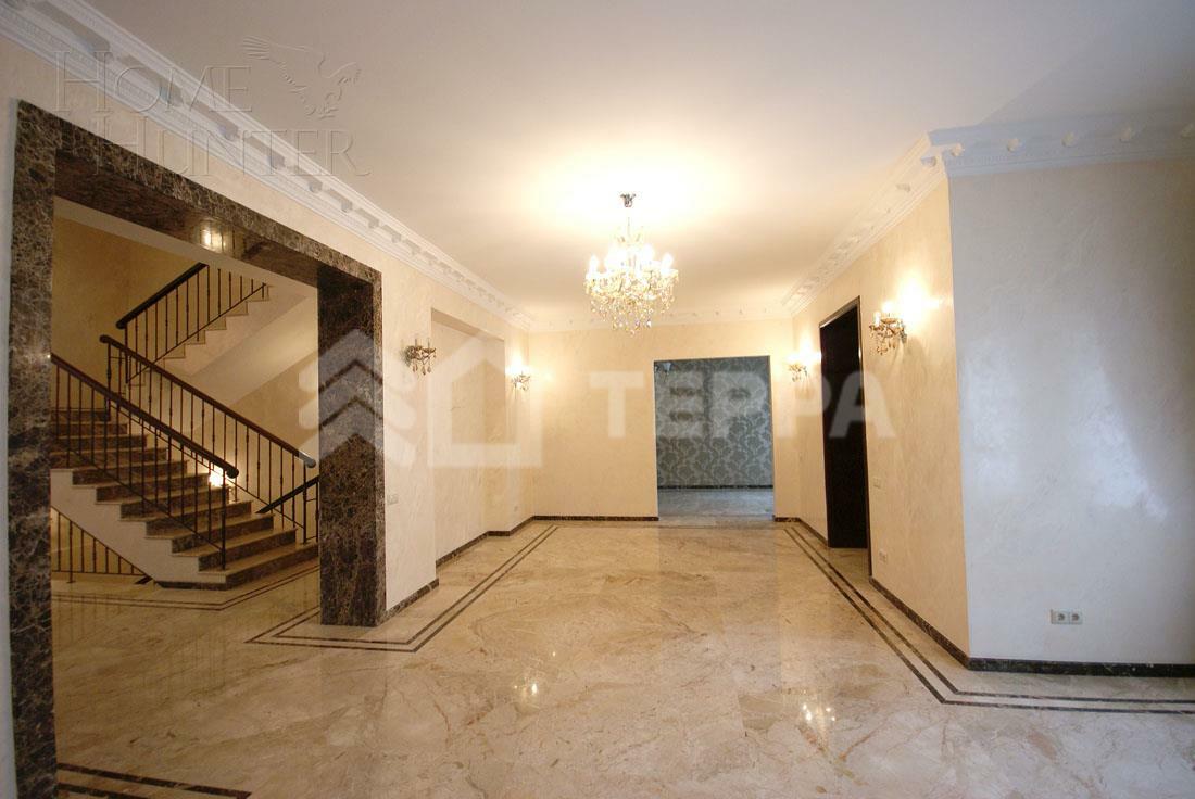 2-этажный коттедж 935 м² с отделкой