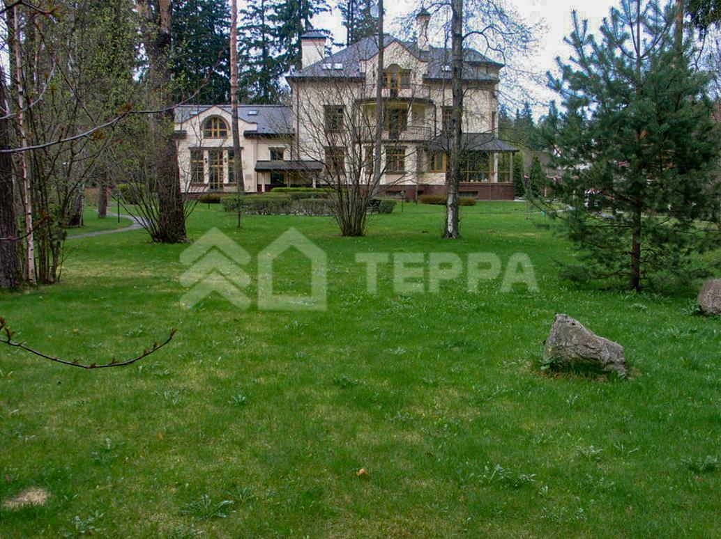 2-этажный коттедж 1 159 м² с отделкой