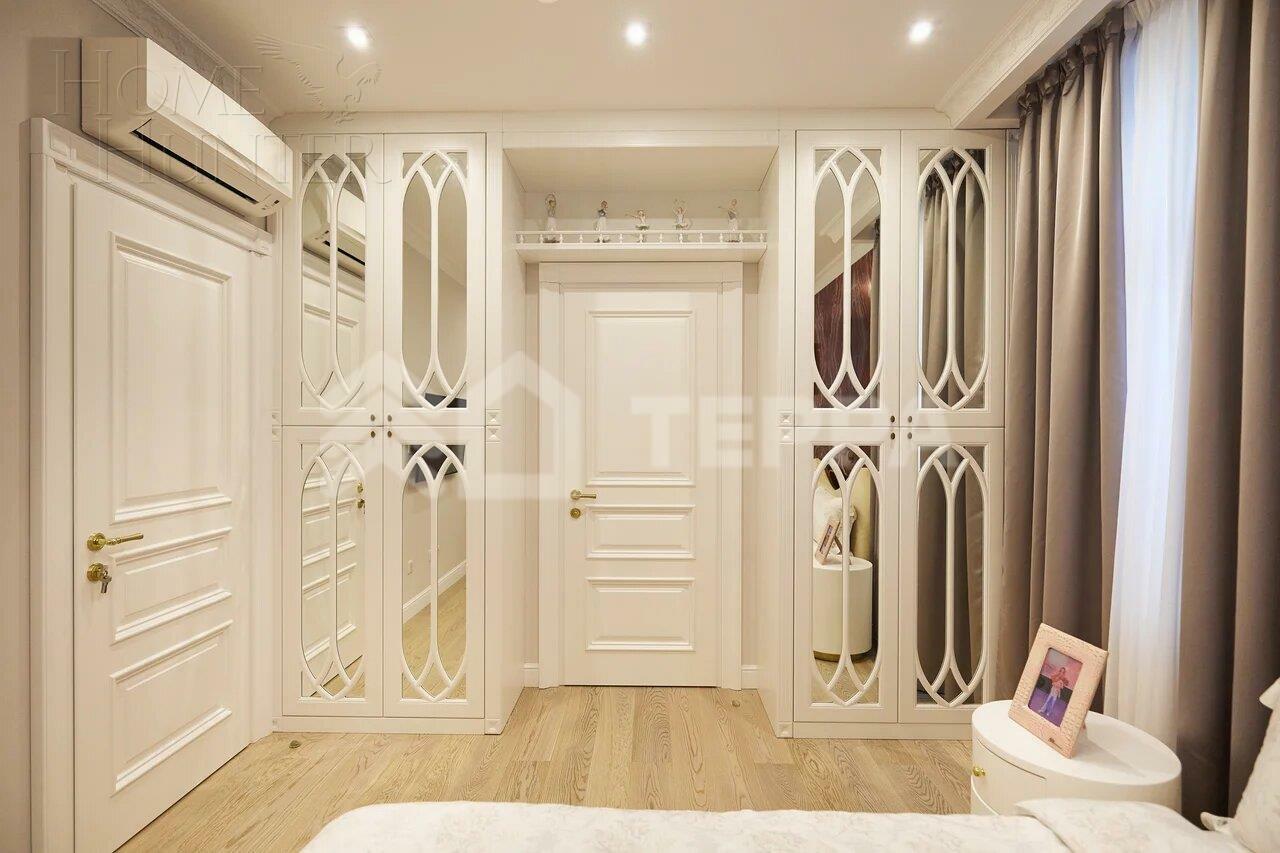 3-этажный коттедж 550 м² с отделкой