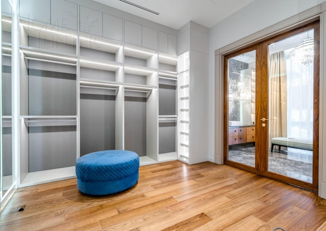 2-этажный коттедж 1 400 м² с отделкой