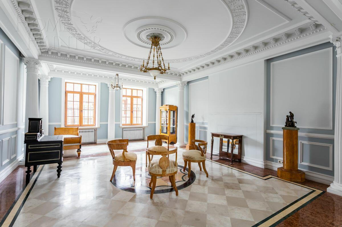 2-этажный коттедж 900 м² с отделкой