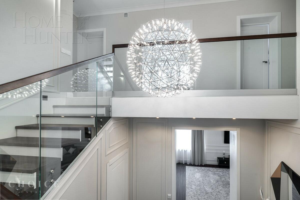 2-этажный коттедж 443 м² с отделкой