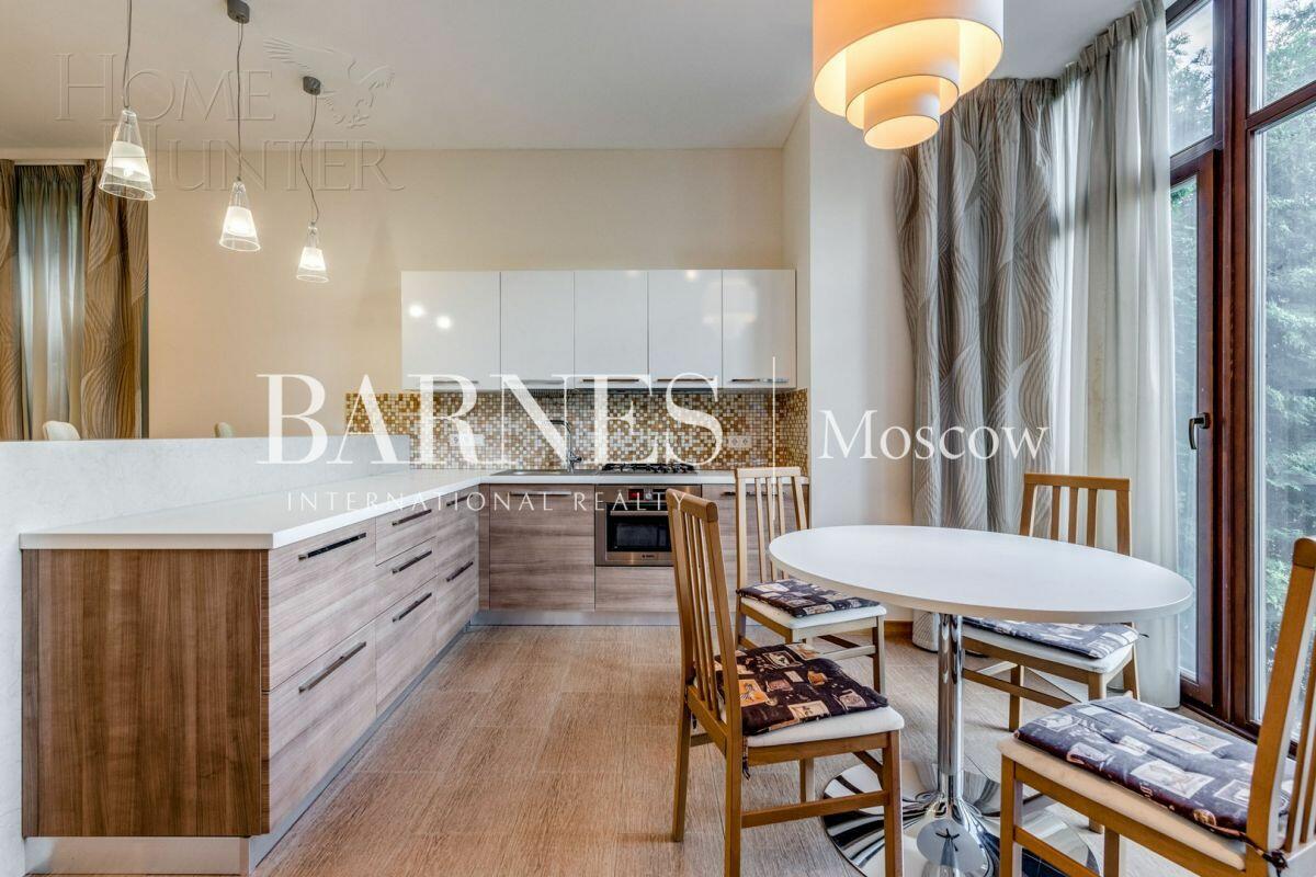 2-этажный таунхаус 380 м² с отделкой