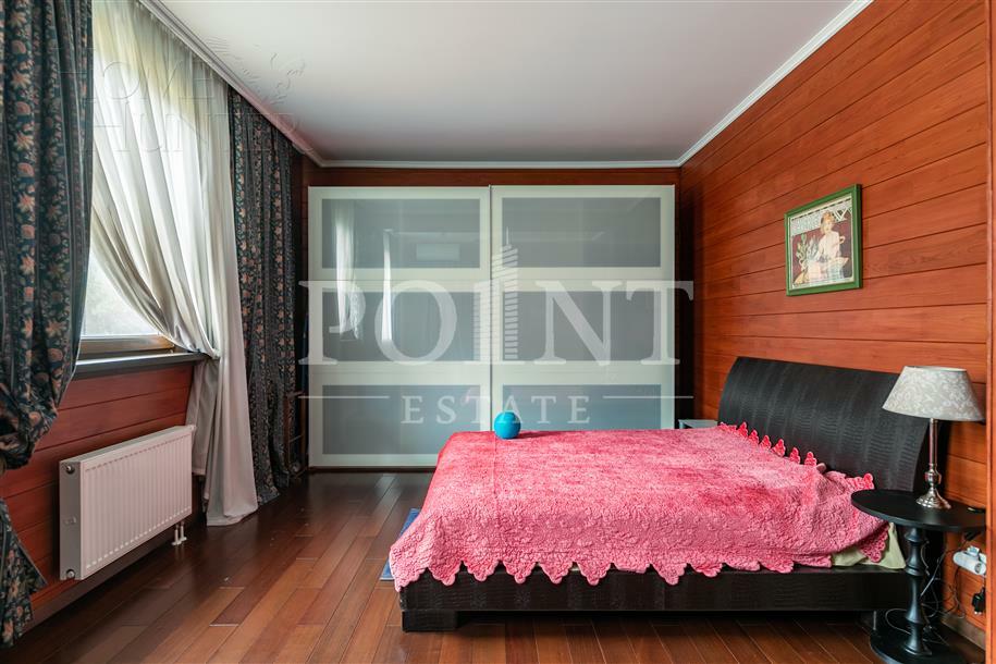 2-этажный коттедж 300 м² с отделкой