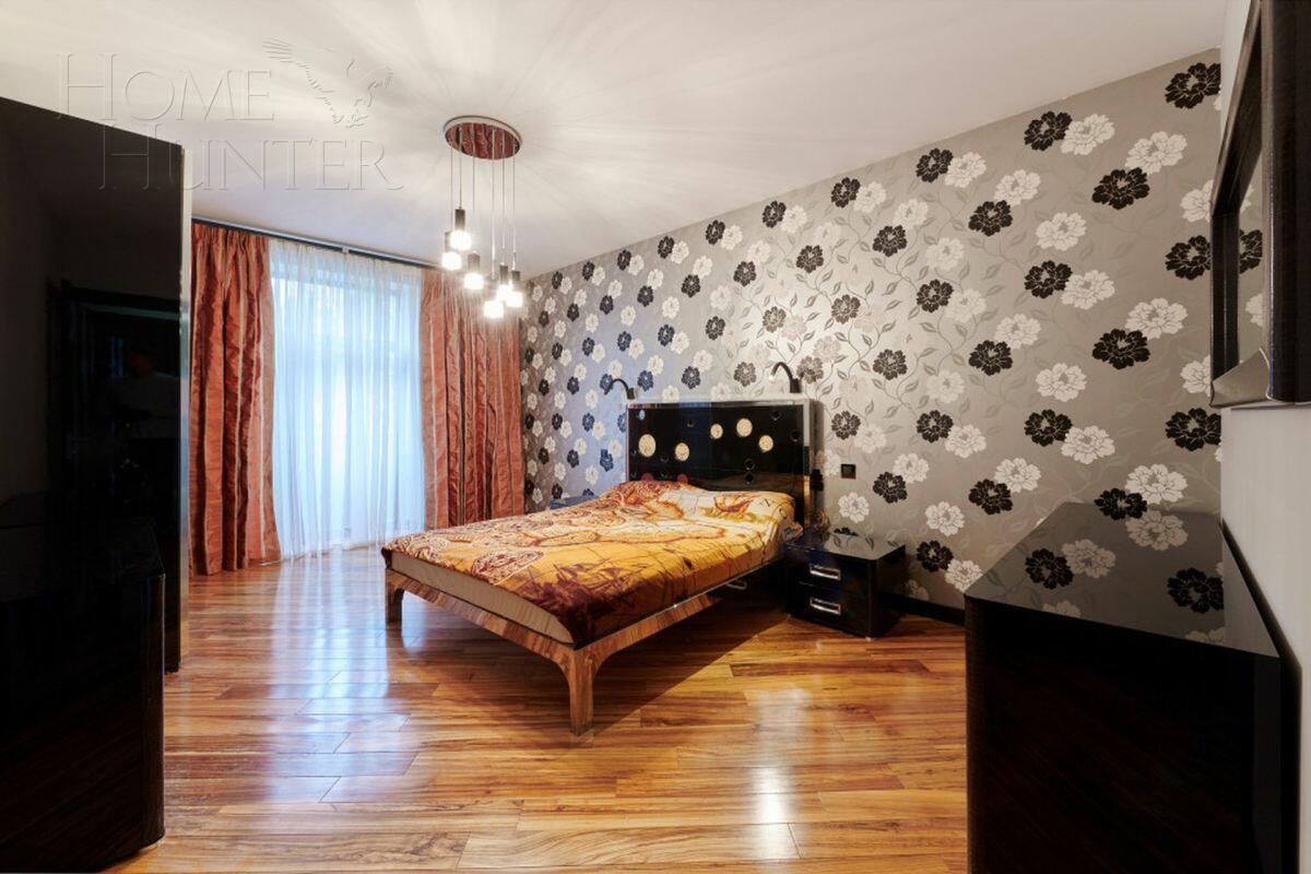 2-этажный коттедж 500 м² с отделкой