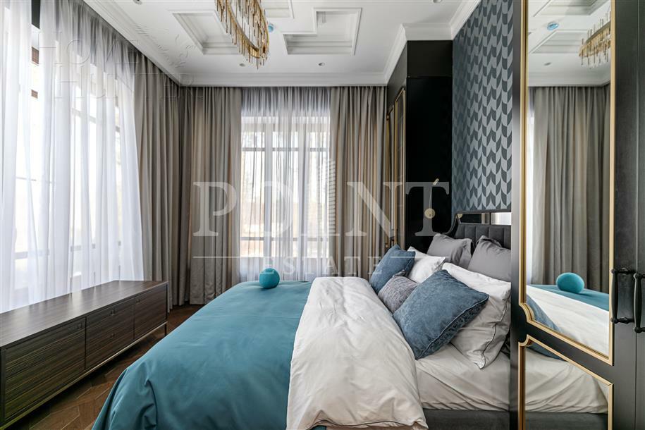 3-этажный коттедж 697 м² с отделкой