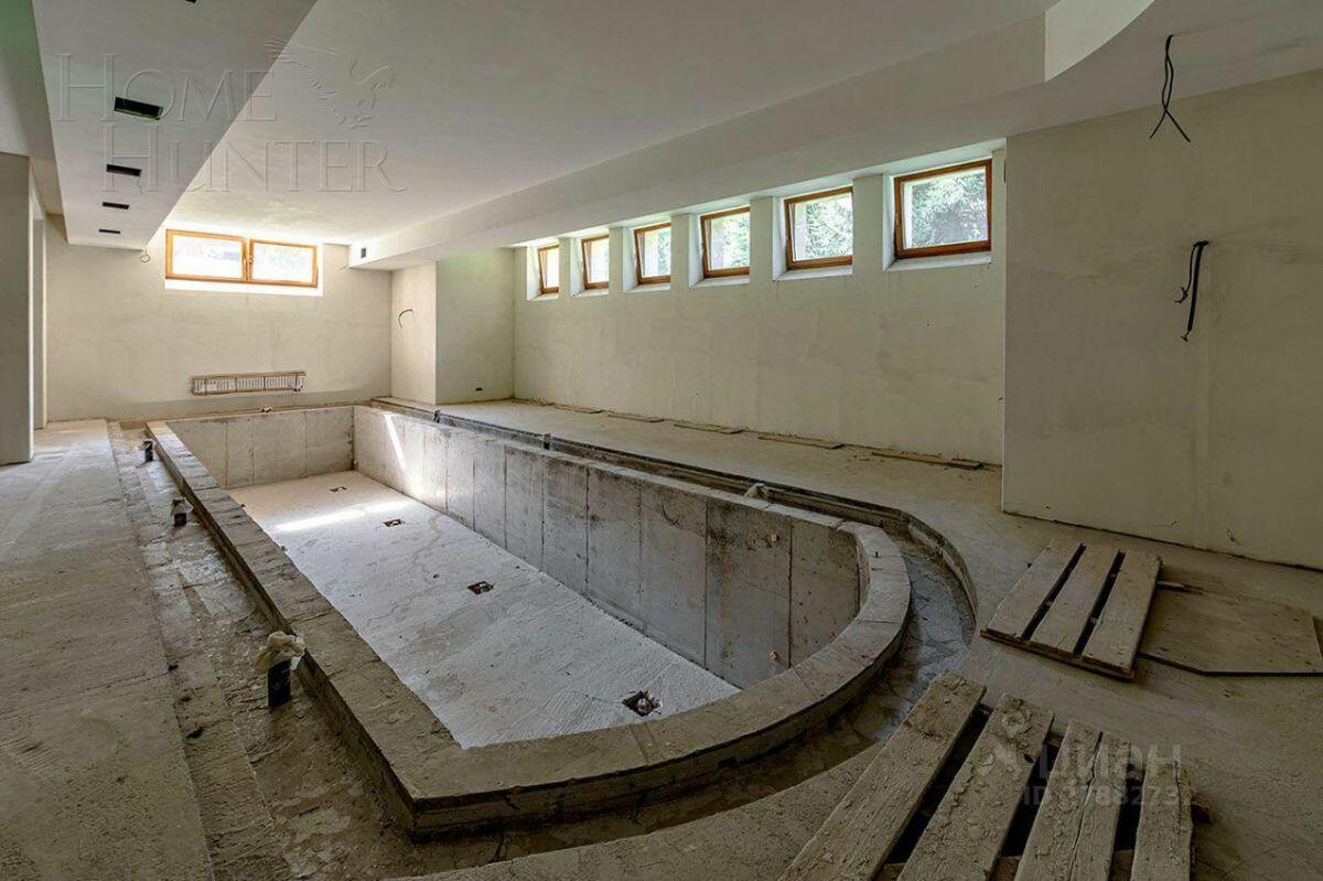 2-этажный коттедж 1 045 м² без отделки