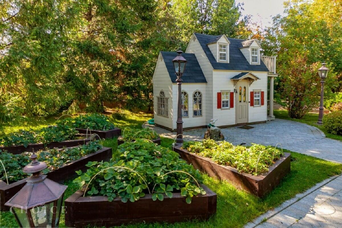 2-этажный коттедж 2 000 м² с отделкой