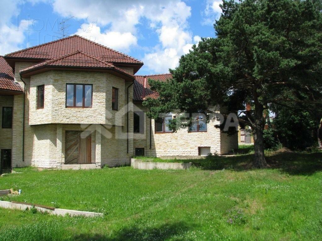 2-этажный коттедж 635.2 м² без отделки