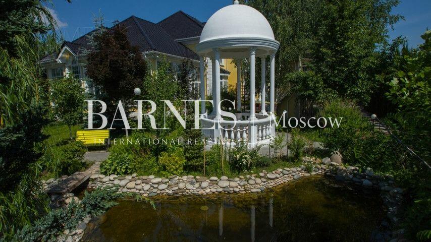 2-этажный коттедж 800 м² с отделкой