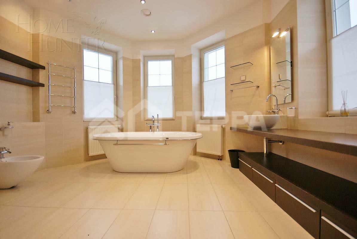 2-этажный коттедж 500 м² с отделкой