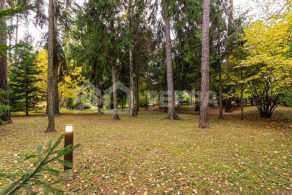 2-этажный коттедж 900 м² с отделкой