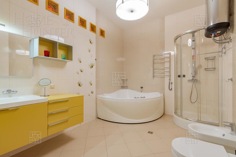 5-КОМН. КВАРТИРА С ОТДЕЛКОЙ 223 М² НА 5 ЭТАЖЕ