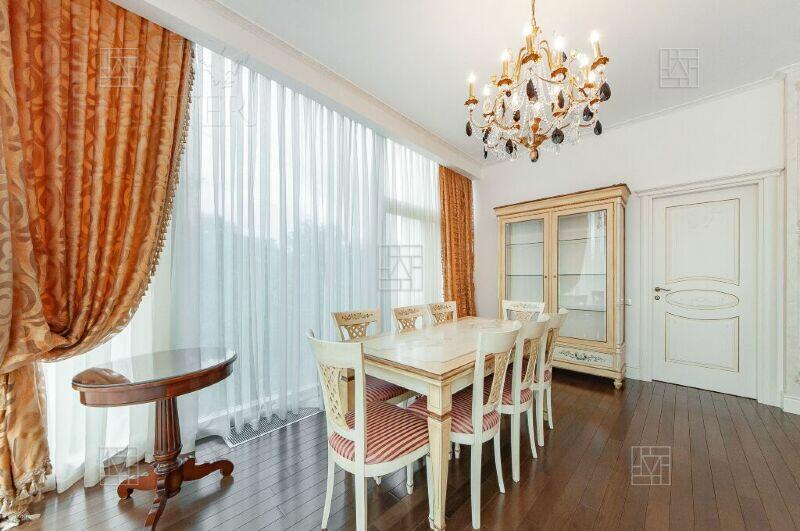 6-КОМН. КВАРТИРА С ОТДЕЛКОЙ 300.3 М² НА 4 ЭТАЖЕ