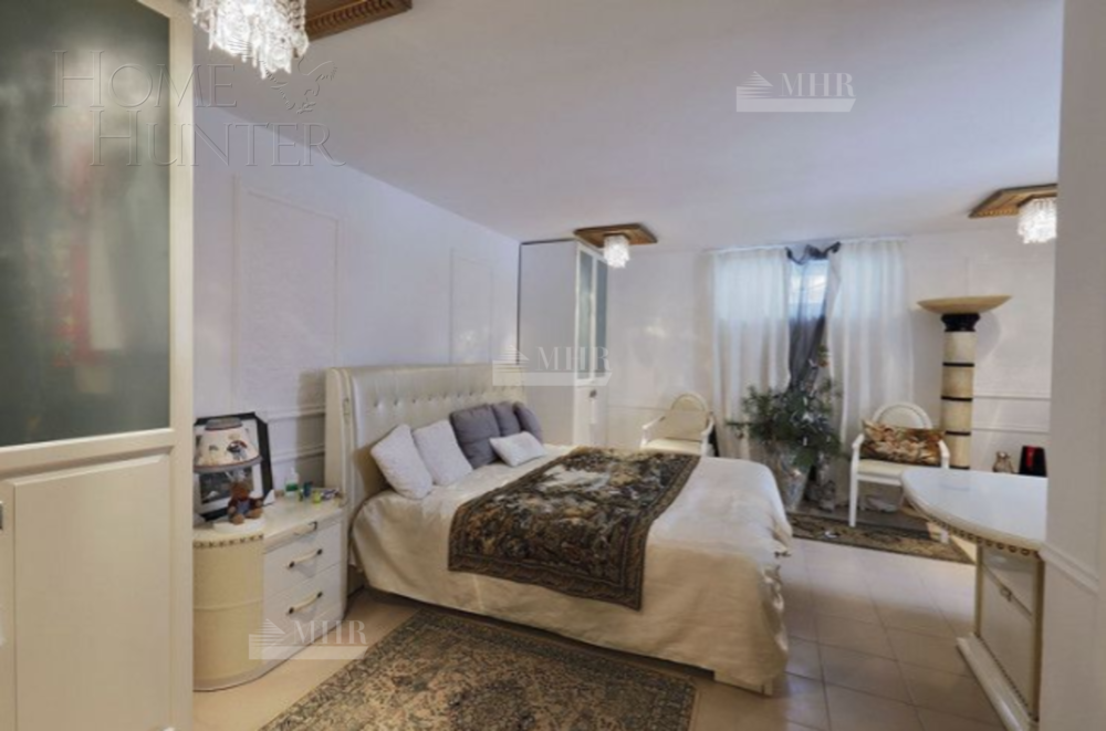 2-этажный коттедж 1 140 м² с отделкой