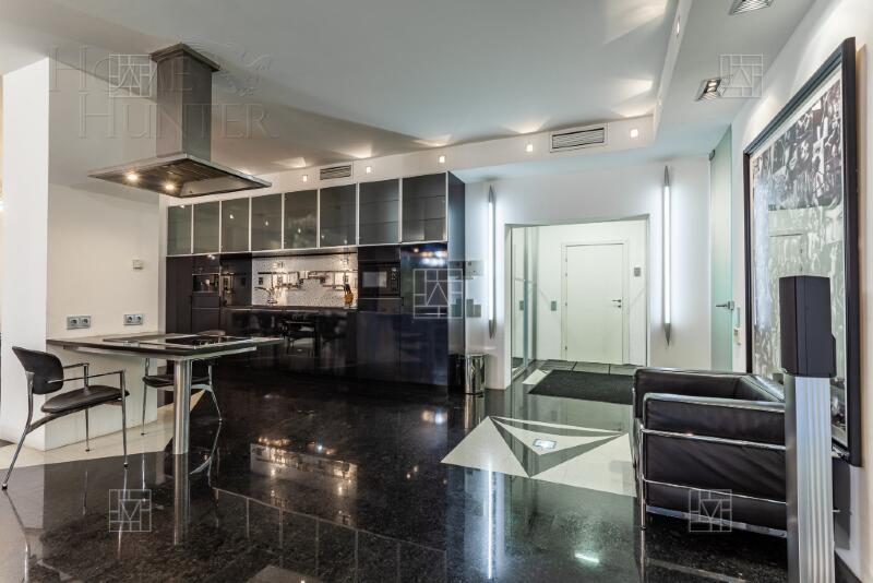 3-КОМН. КВАРТИРА С ОТДЕЛКОЙ 205 М² НА 10 ЭТАЖЕ