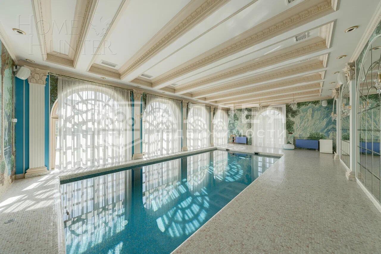 2-этажный коттедж 1 500 м² с отделкой