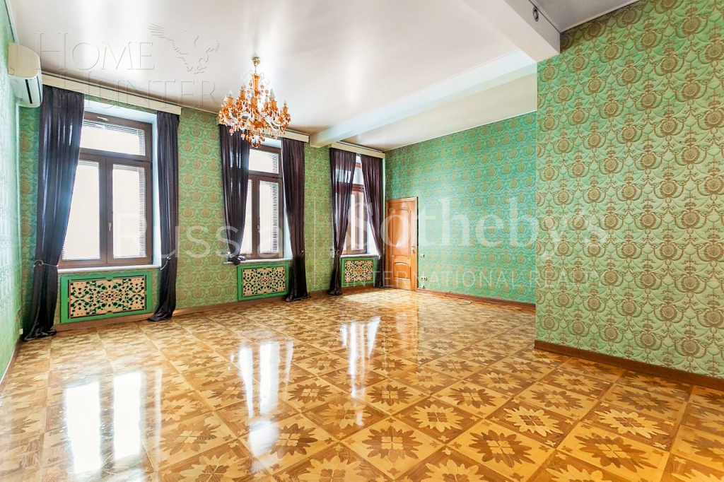 8-КОМН. КВАРТИРА С ОТДЕЛКОЙ 324.6 М² НА 3 ЭТАЖЕ