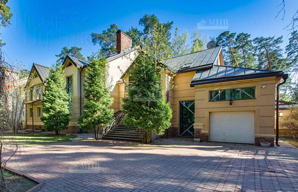 2-этажный коттедж 1 400 м² с отделкой