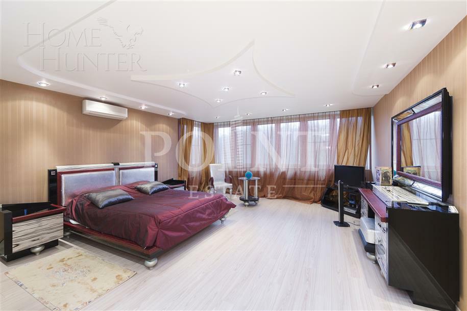 2-этажный таунхаус 460 м² с отделкой