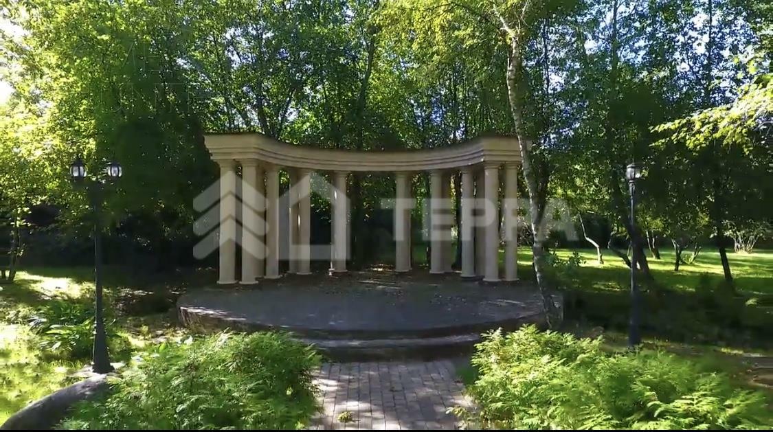 2-этажный коттедж 1 360 м² с отделкой